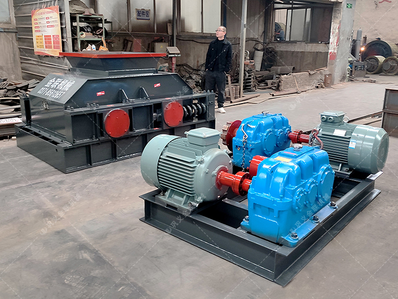 時產(chǎn)100噸齒輥破碎機(jī)廠家哪個實力強(qiáng)？