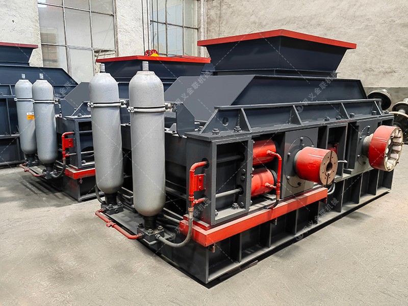 對輥機(jī)_小型對輥機(jī),磚廠用對輥機(jī)設(shè)備,對輥細(xì)碎機(jī),對滾破碎機(jī)價(jià)格 對輥機(jī)_小型對輥機(jī),磚廠用對輥機(jī)設(shè)備,對輥細(xì)碎機(jī),對滾破碎機(jī)價(jià)格