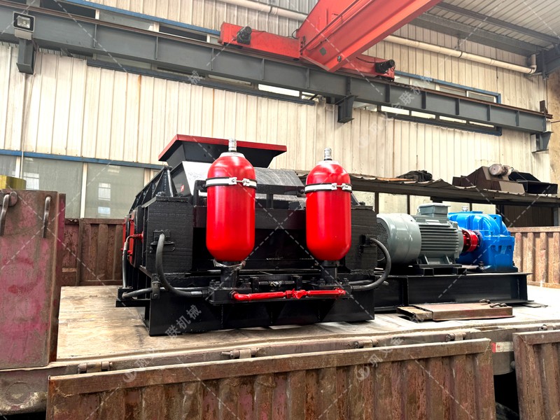 石頭破碎機(jī)_小型石頭破碎機(jī),移動石子粉碎機(jī)價格,圖片/視頻