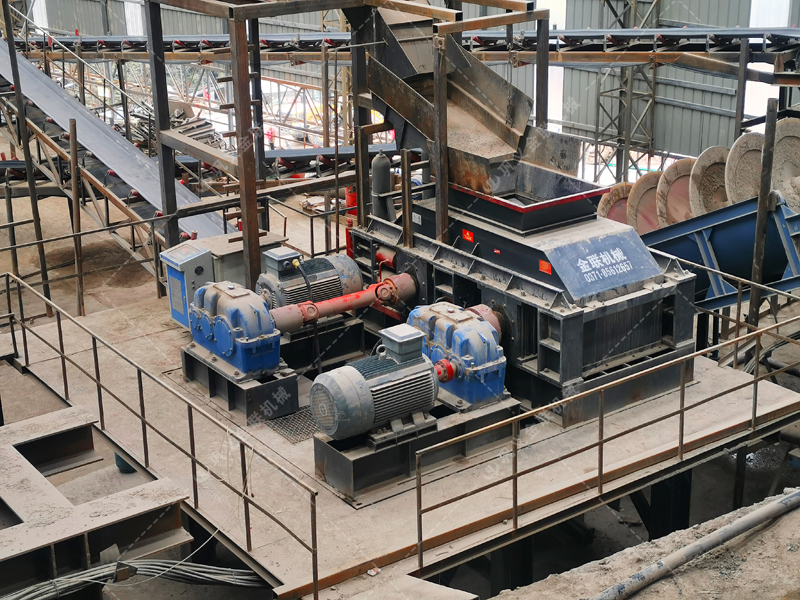 石英石硬度高，對輥制砂機能否穩(wěn)定運行并保證出料質(zhì)量？